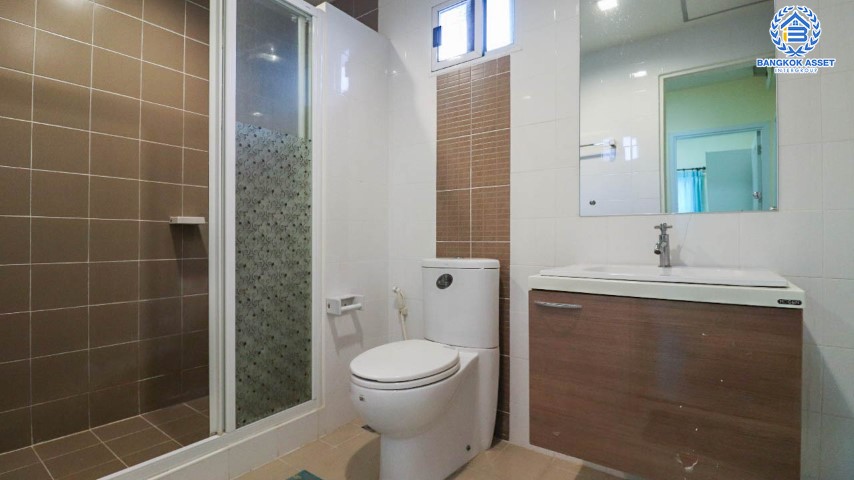 *****ทาวน์เฮ้าส์มือสองย่านนนทบุรี ม.พฤกษาทาวน์ ติดถนนราชพฤกษ์ เนื้อที่ 18.2 ตร.ว. ฟังก์ชัน 3 ห้องนอน 2 ห้องน้ำ 1 ที่จอดรถ เฟอร์นิเจอร์ครบพร้อมอยู่ได้เลย! บนทำเลแห่งการเดินทาง ใกล้รถไฟฟ้าสายสีม่วง "สถานีบางรักใหญ่" และทางด่วน "ศรีรัช"